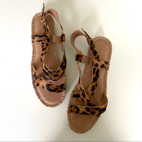 NEW Madewell Espadrille Sandal in Leopard - Picture 4 of 5